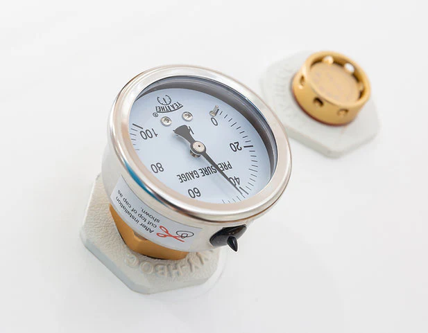 Hyperbaric Oxygen Chamber 1.5 ATA XL - 2 Person Model - Image 8